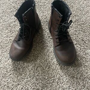 Women’s Brown Leather Boots